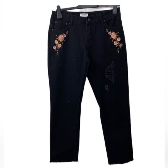 Blu-Pepper Black Capri Length Jeans(Size M) - Picture 1 of 5